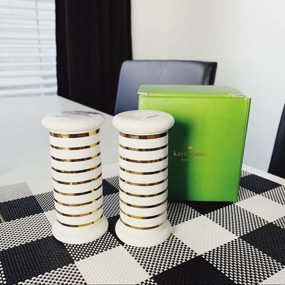 New Kate Spade Salt and Pepper Shaker - Picture 2 of 6